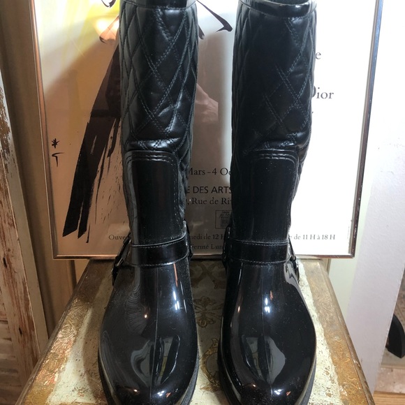 SZ 8-STUART WEITZMAN BLACK CHUNK HEEL QUILTED HEEL BOOTS - Picture 11 of 16